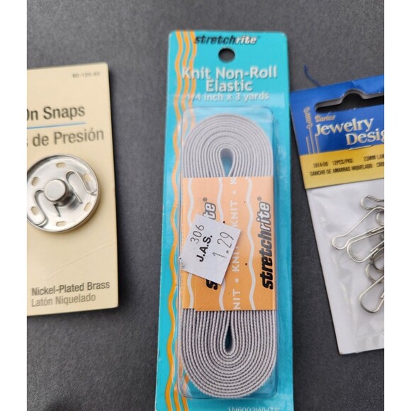 Metal Plastic Bobbins with Color Thread Spools Sewing Machine Reels+ Notions - Picture 13 of 15